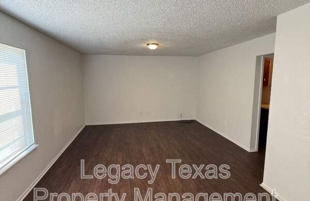 1715 Short ST - 1715 Short ST Unit D