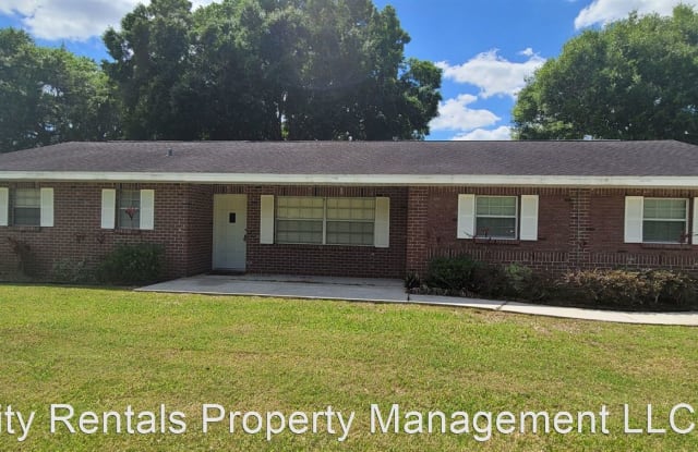 2616 Mcintosh Road - 2616 Mcintosh Road, Hillsborough County, FL 33527