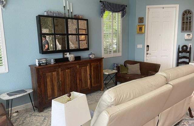 5015 Ashley River Rd