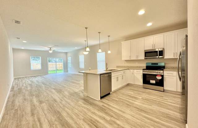 Photo of 826 5TH AVENUE S