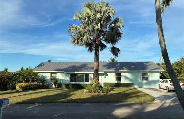 4621 SE Shady Ridge Lane