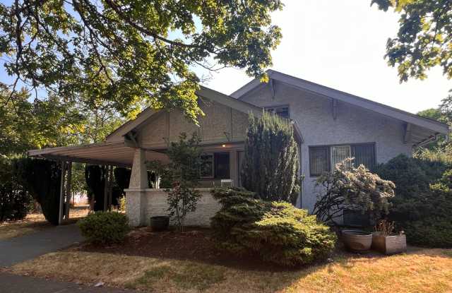 Vintage 3BD Home w/ Single Car Garage!