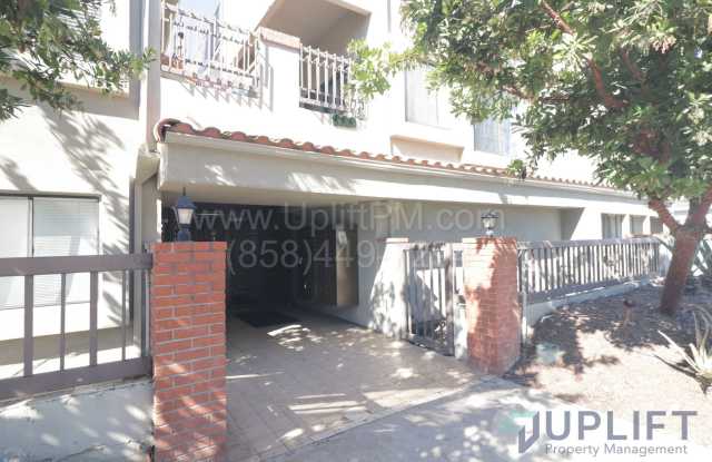 Photo of 2 bed, 2 Bath Condo with Community Pool