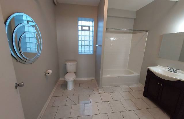 1252 S Karlov Ave - 1252-GF