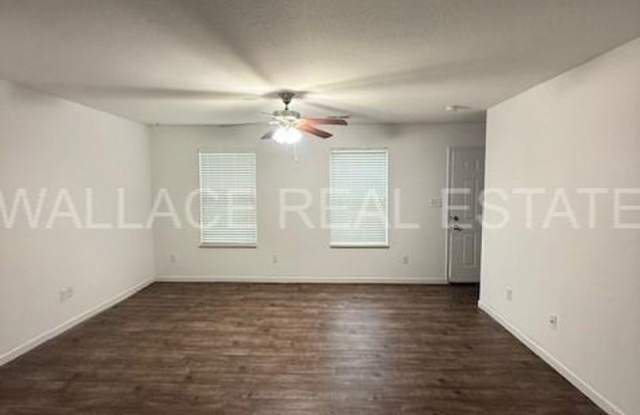 WEST KNOX CEDAR BLUFF AREA 2 BEDROOM 2.5 BATH TOWNHOUSE