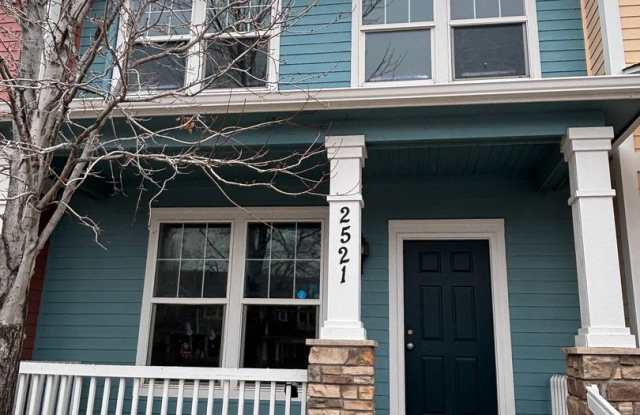 Shannara Grove townhome for rent!