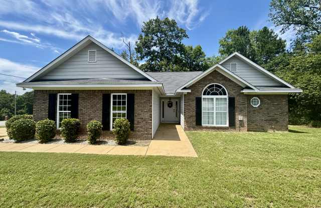 2 Cypress Ct