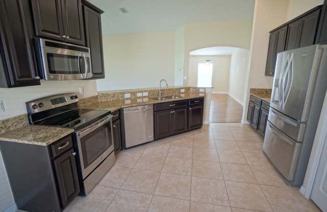 12337 Ballentrae Forest Drive