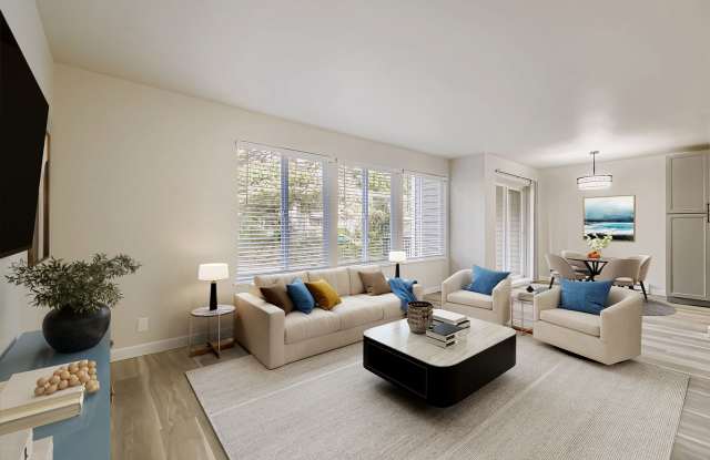 Beautifully Renovated 1 & 2 Bedroom Apartments in Lynnwood!
