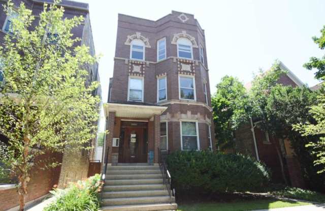 Photo of 2223 Walton