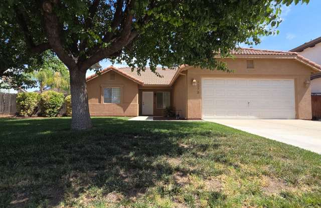 For Rent: 3 bedroom 2 bath