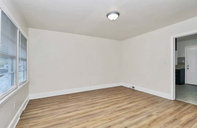 Cozy Echo Hills Two Bedroom Duplex