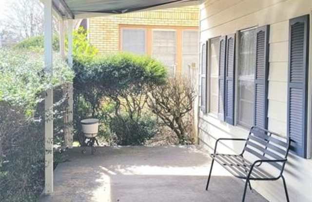 1403 S Donnybrook Avenue