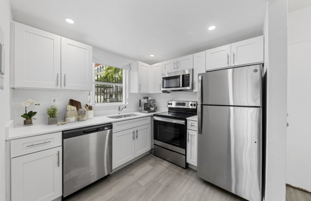 Sunhouse Apartments