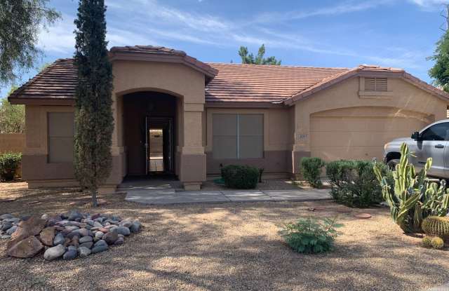2033 E. Willow Wick Rd.