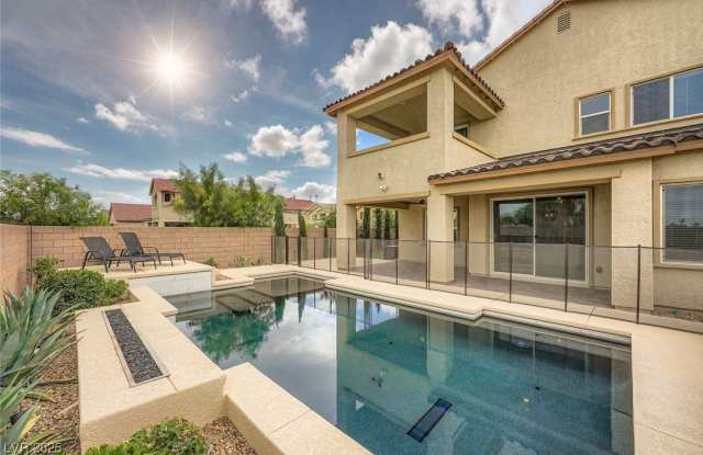 5990 Viscaya Grove Street