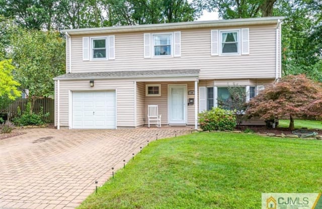 16 Desser Pl - 16 Desser Place, Metuchen, NJ 08840