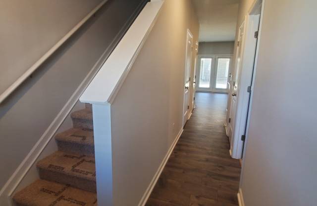 603 Clifford Heights - 1