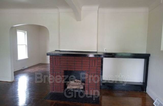 Photo of 713 Orchard St