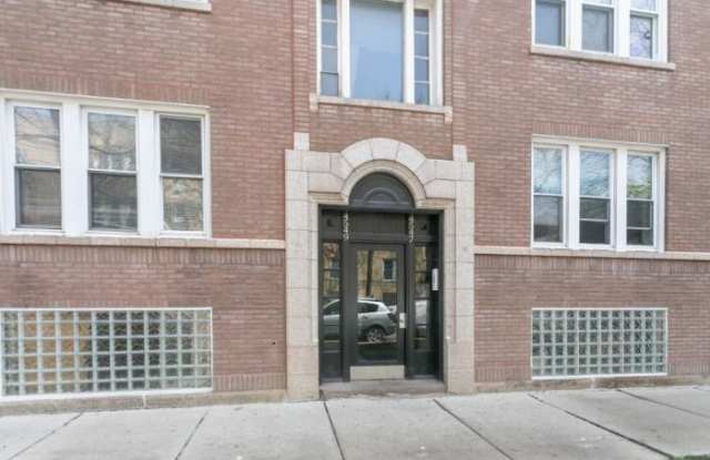 4549 N Albany - 4549 North Albany Avenue, Chicago, IL 60625