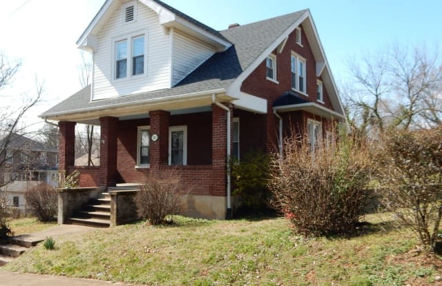 1311 Chesterfield St SW - 1311 Chesterfield Street Southwest, Roanoke, VA 24015