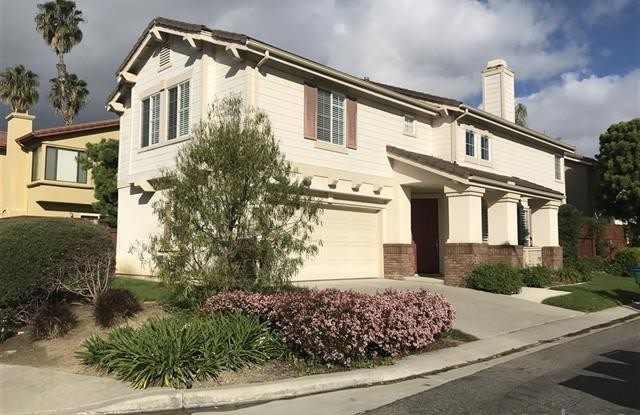 2910 Pearl Place