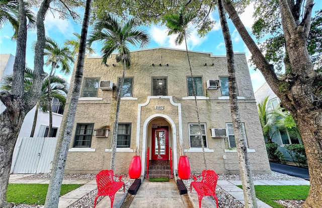 Photo of 2153 SW 14th Ter