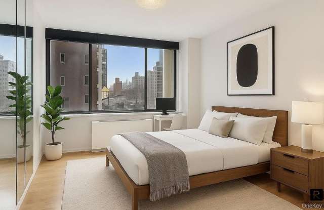 311 E 38th Street unit: 7-B