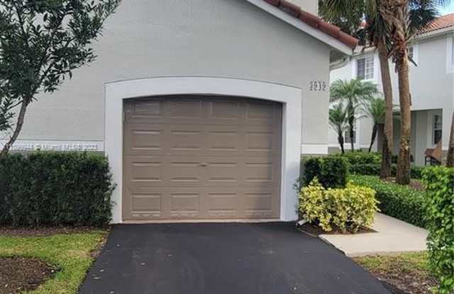 3949 San Simeon Ln