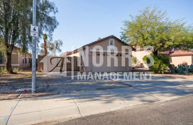 Great Home Located in Town with a Pool