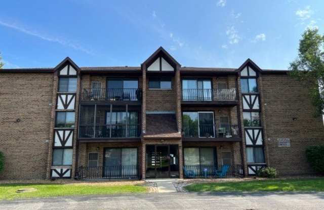 17525 71st Court unit: 2C