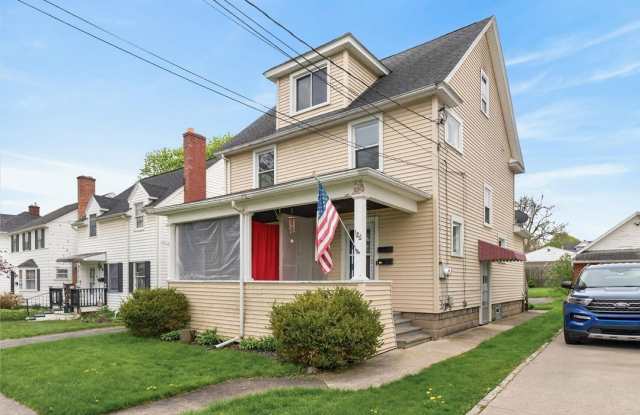 126 West Avenue
