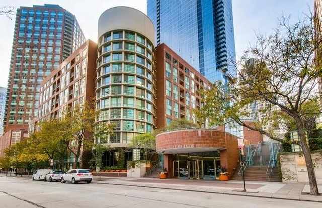 Photo of 440 N Mcclurg Court