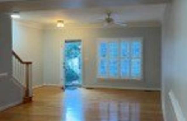 Photo of 4623  Town Creek Dr