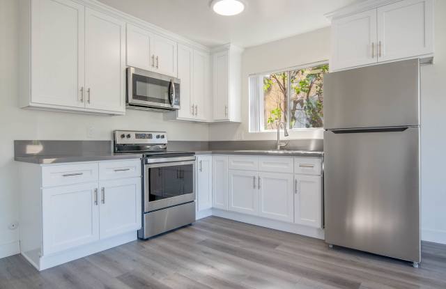 Photo of 538 S. Oxford Ave.