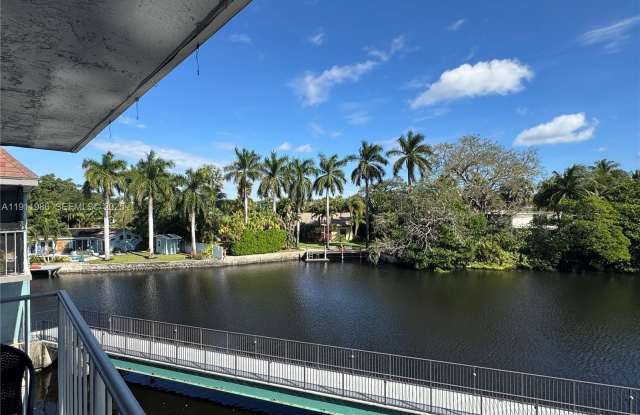 Photo of 1752 NW 3rd Ter