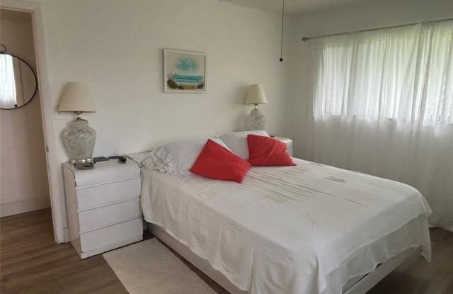 10727 W Clairmont Circle