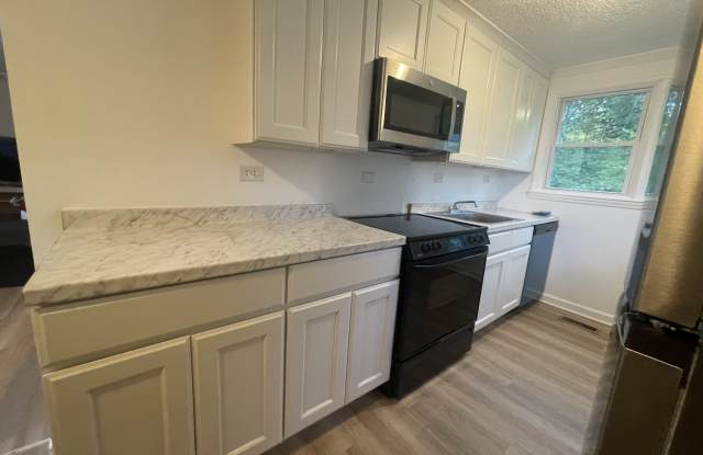 8232 Starnes Randall Road