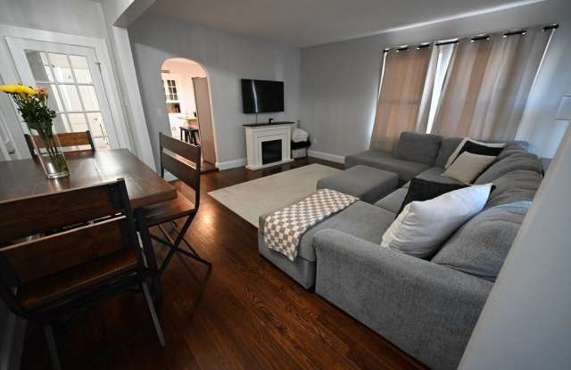 Photo of 375 East Merrimack St