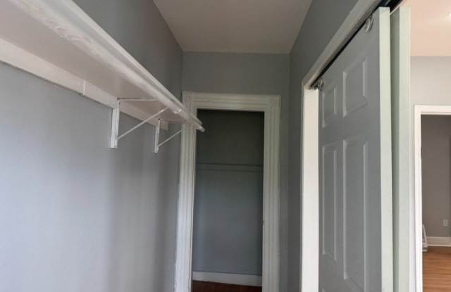 105 N Munn Ave