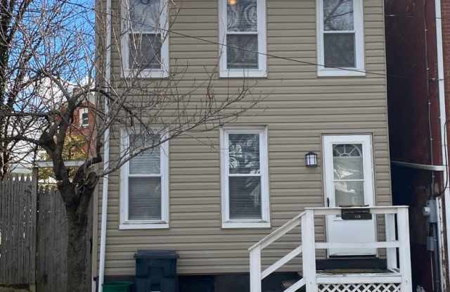 Charming 2 BR End Unit Townhouse in Columbia! photos photos