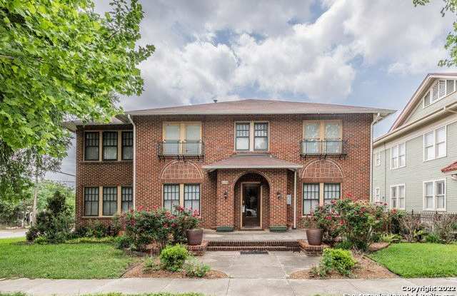 Photo of 146 E Agarita Ave