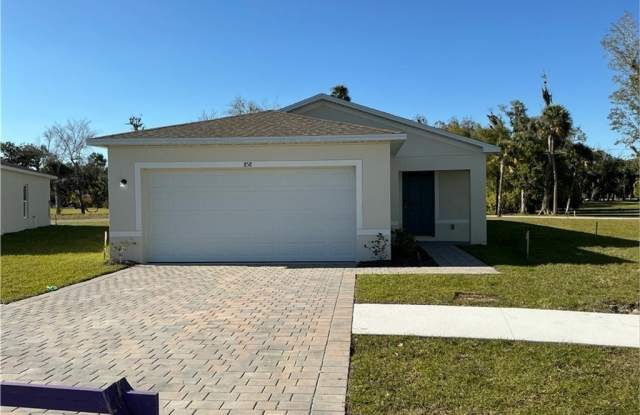 858 Friendship Circle
