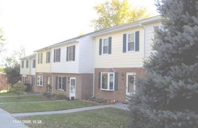 *Re-Rental Available Now* 3 Bedroom 2.5 Bath Townhouse