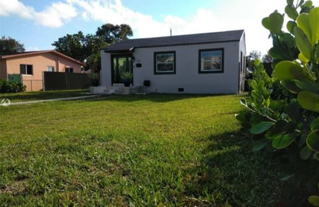 53 Northwest 67th Avenue - 53 Ludlam Dr, Miami Springs, FL 33166