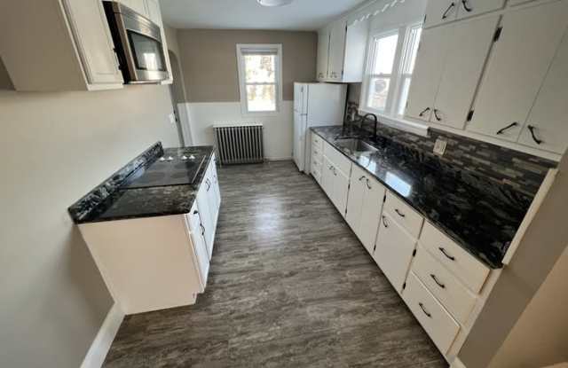 1927 Birmingham Street