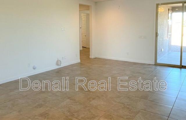 18828 W Canterbury Dr