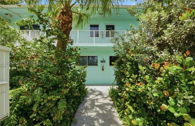 127 NW 74th St