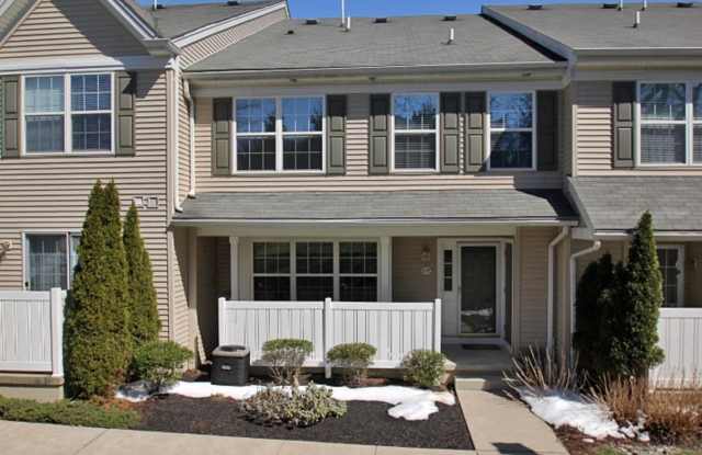 278 FLAGSTONE Road unit: 3