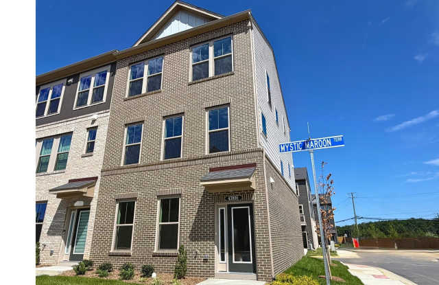 43800 MYSTIC MAROON Terrace